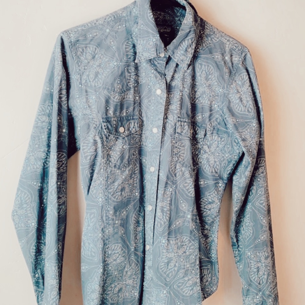 patagonia || blue western button down